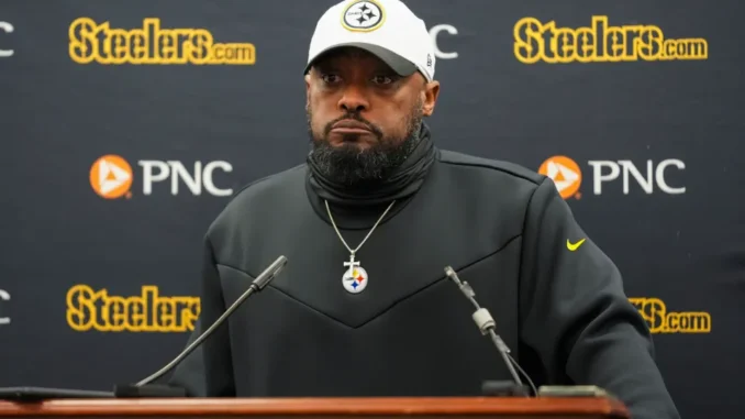 pittsburgh-steelers-head-coach-mike-963141067_4f2957
